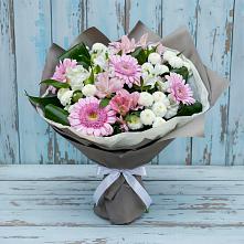 Букет цветов из:  Герберы, Альстромерии и Хризантемы в Заозерном