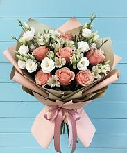 Букет цветов из:  Розы, Альстромерии и Лизиантусы в Заозерном