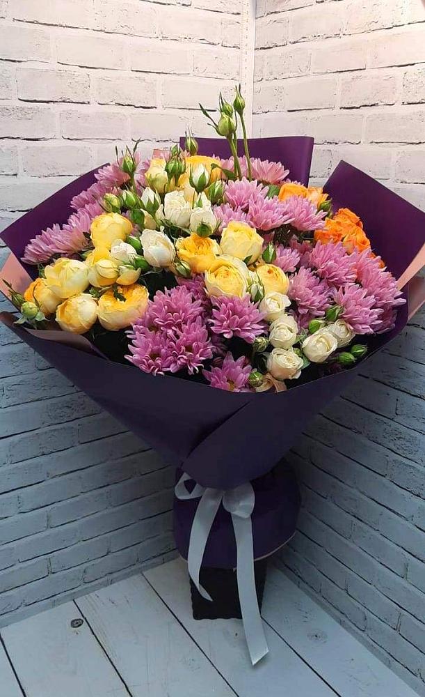 Букет цветов из: Хризантемы и Розы в Заозерном