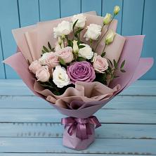 Букет цветов из:  Розы и Лизиантусы в Заозерном