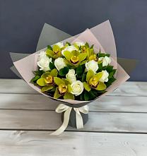 Букет цветов из:  Орхидеи и Розы в Заозерном