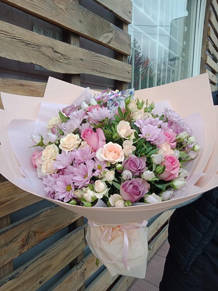 Букет цветов из: Розы и Хризантемы в Заозерном