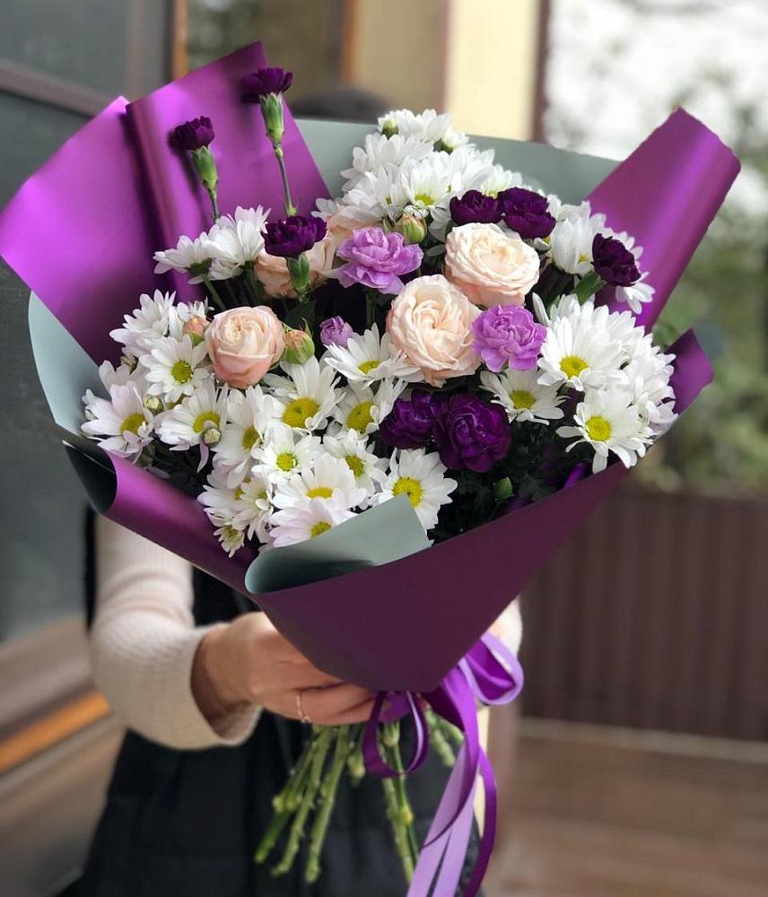 Букет цветов из: Хризантемы, Гвоздики и Розы в Заозерном