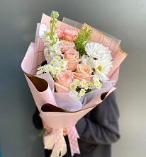 Букет цветов из:  Хризантемы и Розы в Заозерном