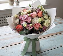 Букет цветов из:  Розы, Лизиантусы и Гвоздики в Заозерном