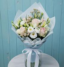 Букет цветов из:  Розы и Лизиантусы в Заозерном