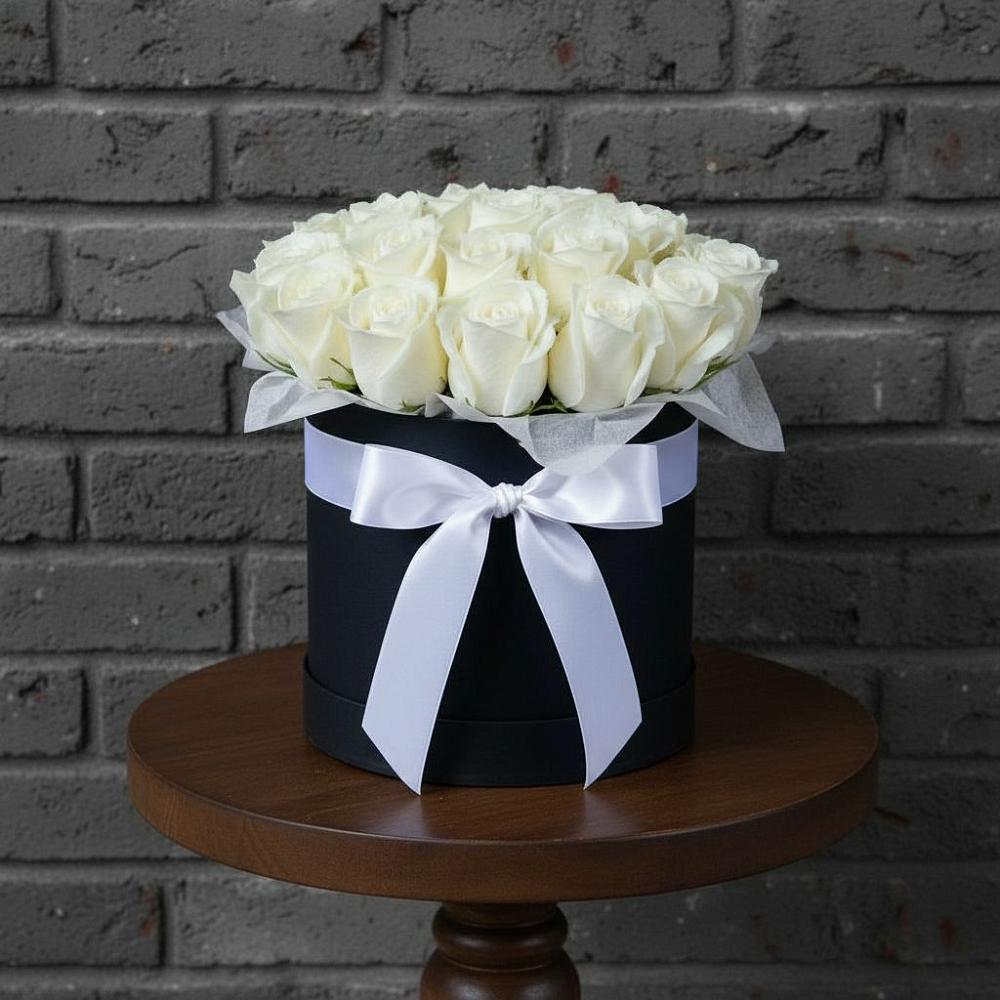 Цветочная композиция из Розы в шляпной коробке в Заозерном